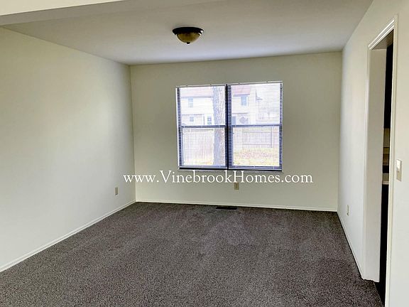 4th image of 8746 Deer Valley Dr