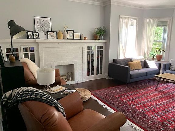 3rd image of 4855 N Rockwell St APT 2