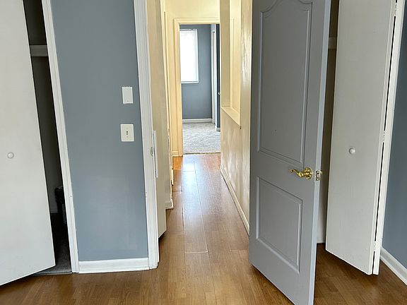 4th image of 107 Avery St APT 1