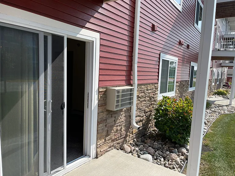 The Edge of Osgood Apartments — Photo 31