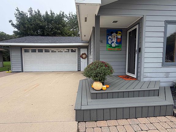 2nd image of 406 Sequoia Dr
