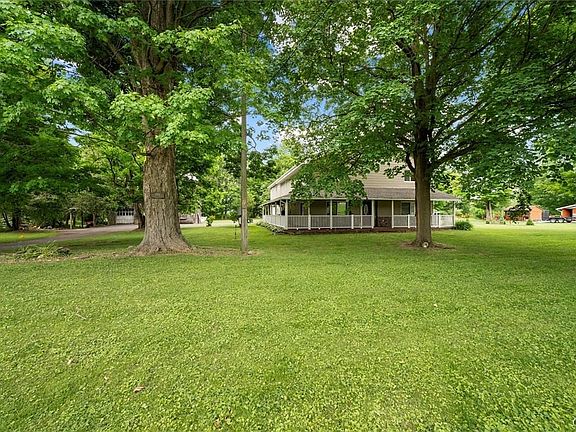 4th image of 6895 Hughes Rd E