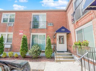 218 Naughton Ave #C, Staten Island, NY 10305