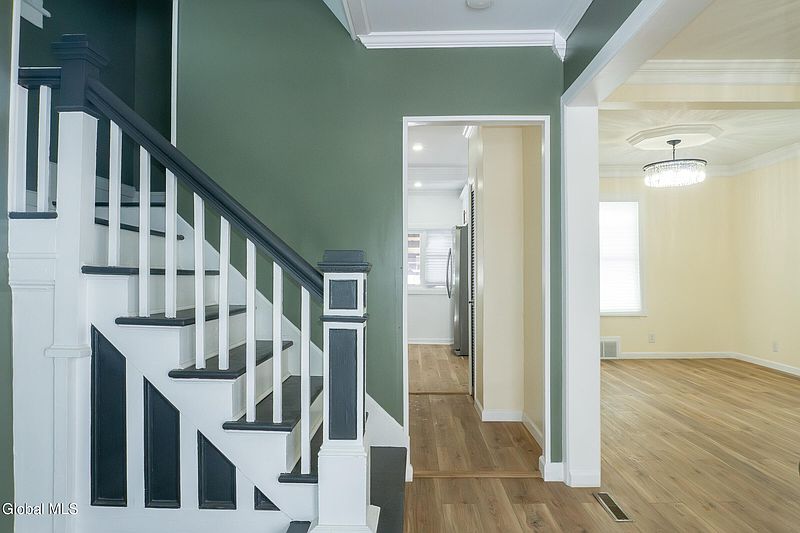 4th image of 126 Manchester Road