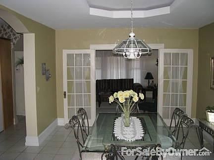 4th image of 2680 Wilson Ave