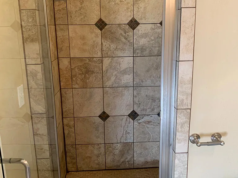 2219 Ouray Ct — Photo 7