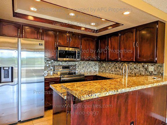 5th image of 7113 Apricot Dr