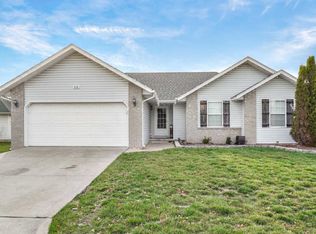 619 N Windmill Pl, Republic, MO 65738