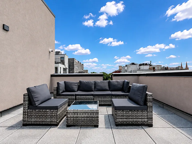 418 Lorimer St #1A — Photo 16