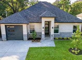 2230 Garden Dr, Dallas, TX 75215