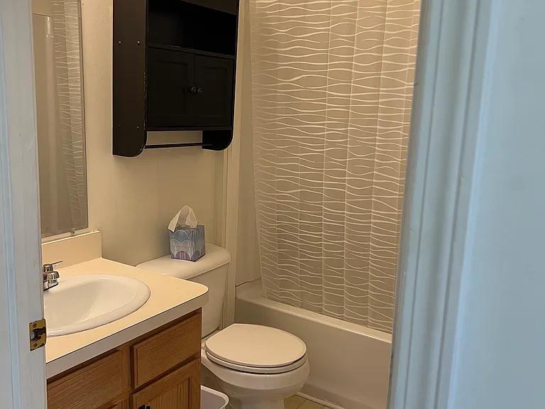 1021 Maiden Ln — Photo 8