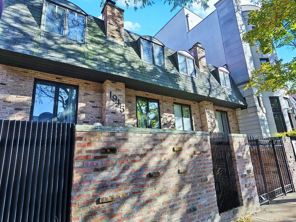 1st image of 1943 N Hudson Ave Unit D