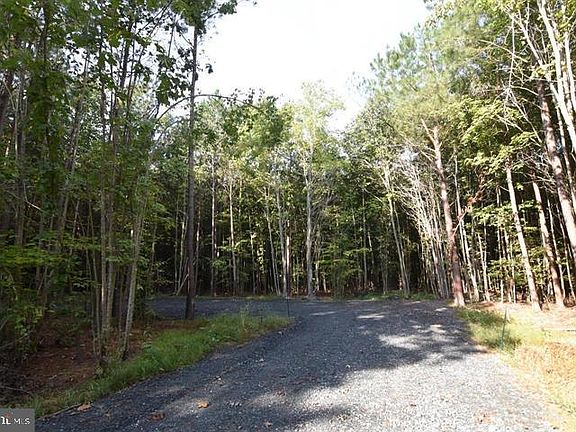 4th image of 18465 Cherryfield Rd