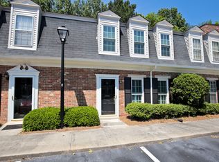 6 Valley Forge Pl NW, Atlanta, GA 30318