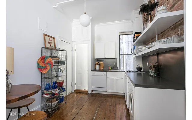 Rented by Douglas Elliman | media 2