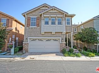 29386 Dakota Dr, Santa Clarita, CA 91354