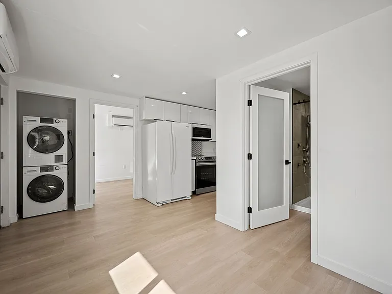 1139 Bellevue Ave — Photo 28