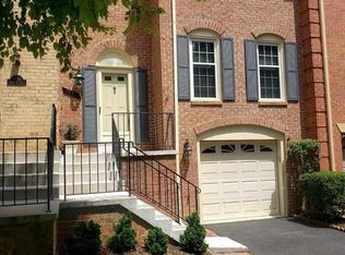 7732 Shootingstar Dr, Springfield, VA 22152