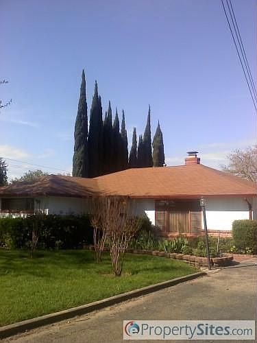 1st image of 7560 Henrietta Dr