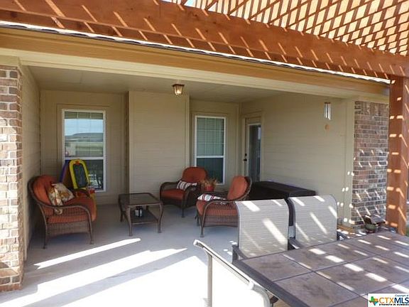 4th image of 1107 Chaucer Ln