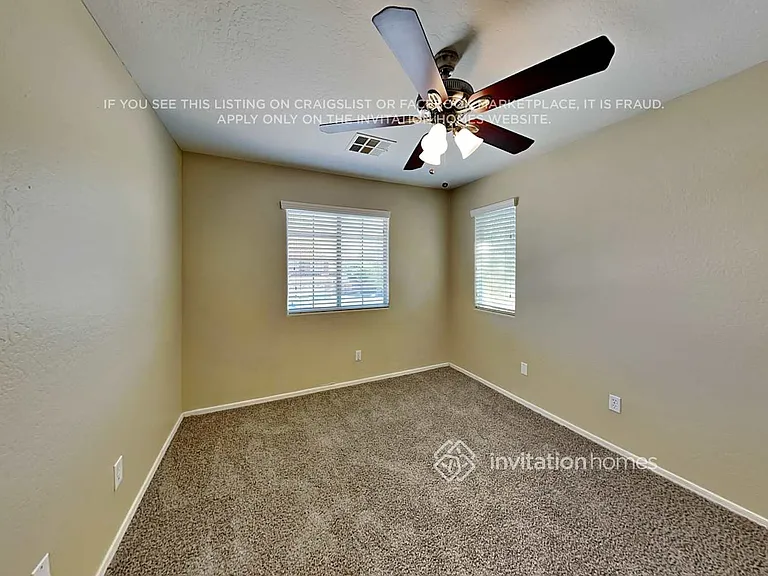7106 N 77th Dr — Photo 11