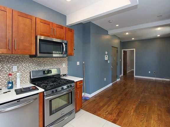 2nd image of 688 Halsey St #2L