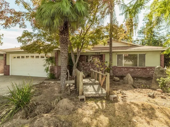 700 Plumas St, Kingsburg, CA 93631