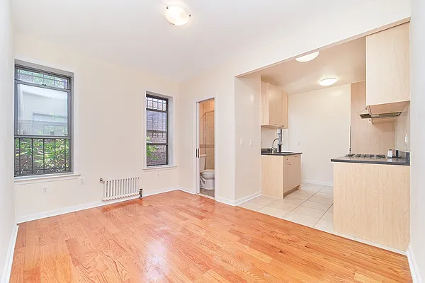 Rented by Living New York | media 12