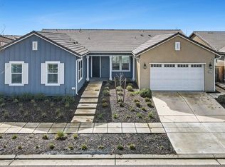 944 Horizon Dr, Madera, CA 93636