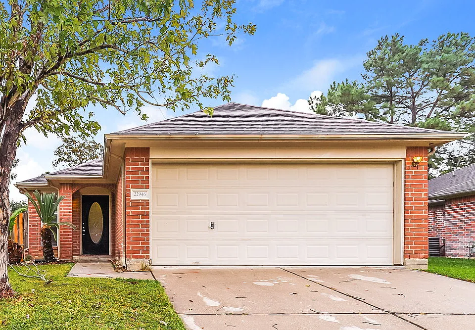 22946 Sugar Bear Dr