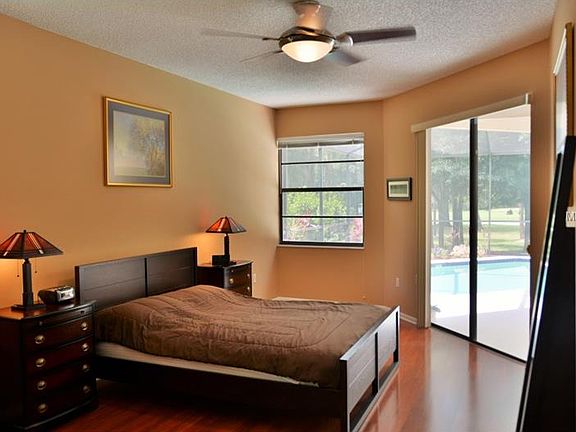 4th image of 16110 Turnbury Oak Dr