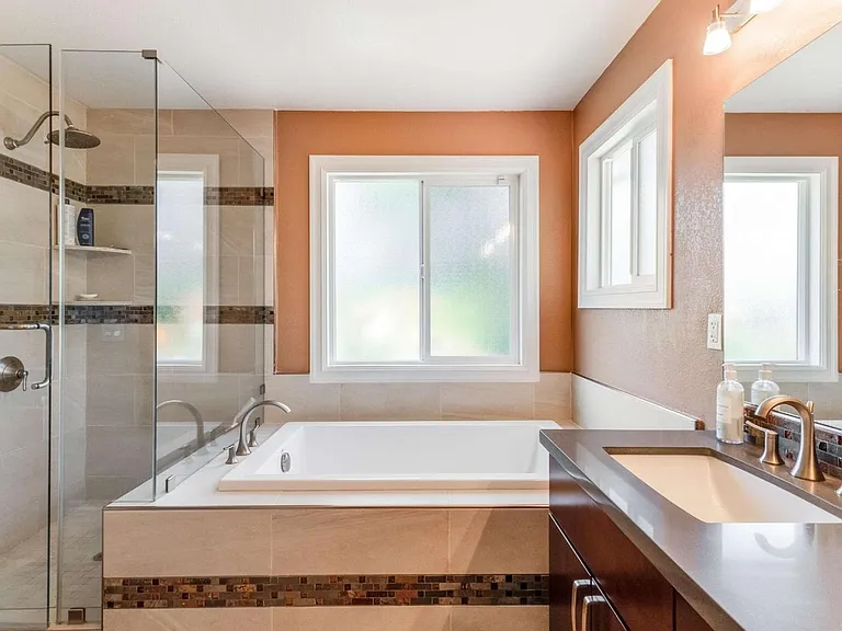12371 Saraglen Dr — Photo 15