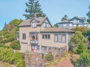 1827 Van Ness St, Port Townsend, WA 98368
