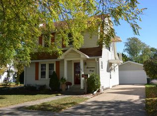 1740 N Harriman St, Appleton, WI 54911