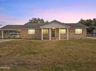101 Sand Pebble Dr, Lafayette, LA 70506