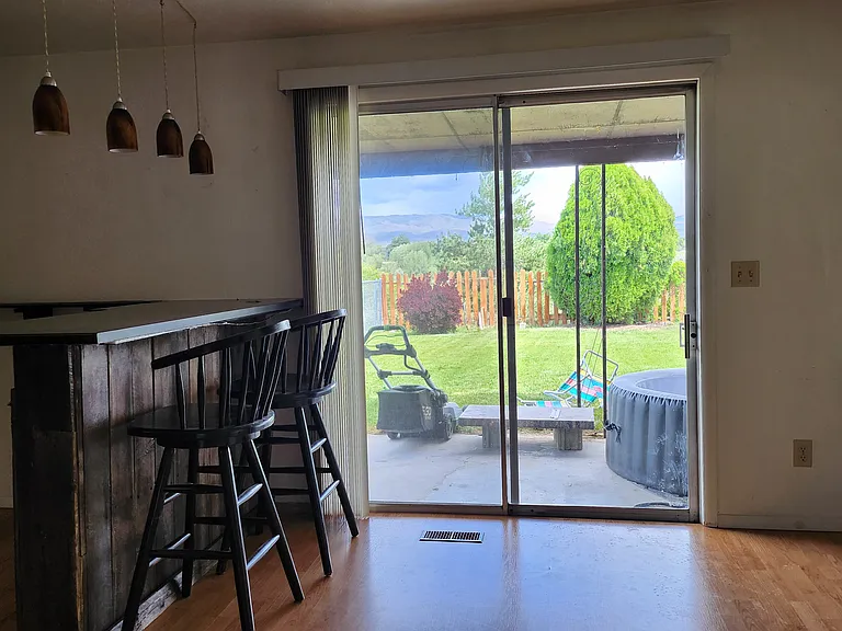 4852 N Sunderland Dr — Photo 5