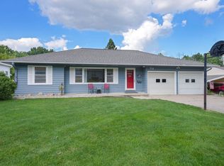 711 Cornwall Ave, Waterloo, IA 50702