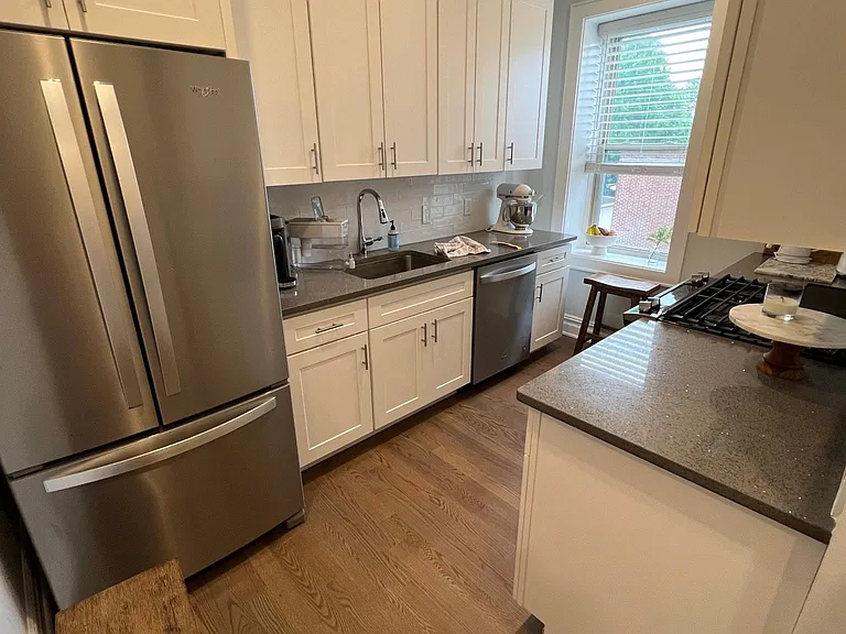 5 Center St #8 — Photo 1