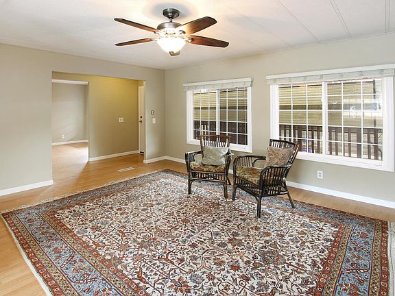 4th image of 77 Plumosa Ln