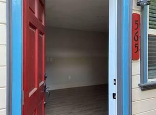 565 Sycamore St, Oakland, CA 94612