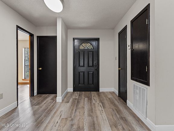 5th image of 6418 Apelehama Rd