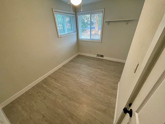 5th image of 737 Brent Dr