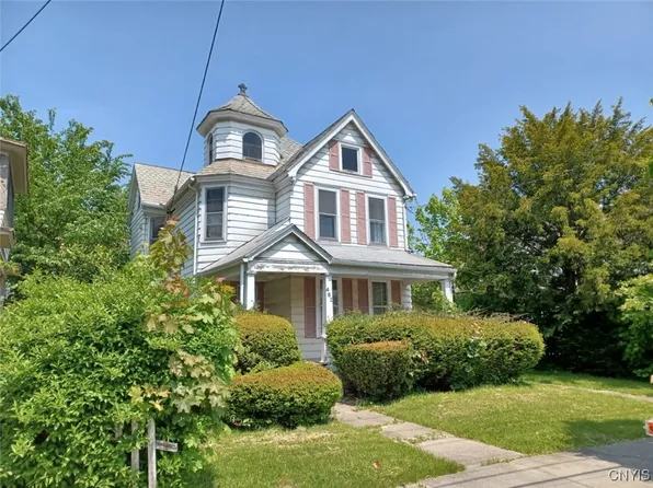 482 Roe Ave, Elmira, NY 14901