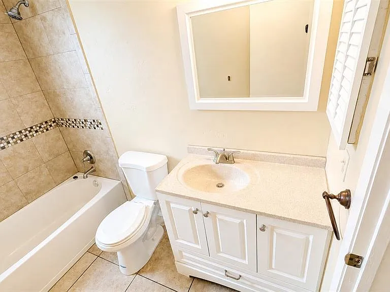 2405 Aspinwall St #2405 — Photo 12