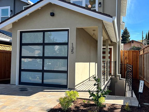 3rd image of 137 Fair Oaks St