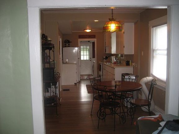 2nd image of 520 N Magnolia Ave