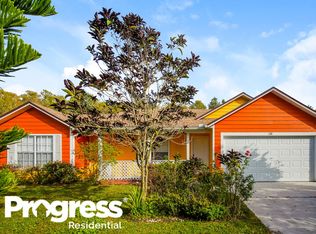 236 Red Maple Dr, Kissimmee, FL 34743