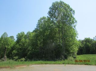2098 Mesquite Ln, Newton, NC 28658