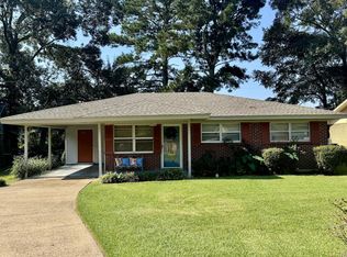 2516 22nd Ave N, Columbus, MS 39701