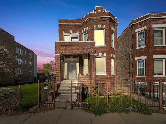 2nd image of 4120 W Gladys Ave